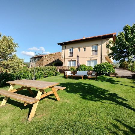 Apartamentos Corona 柯米拉斯 外观 照片